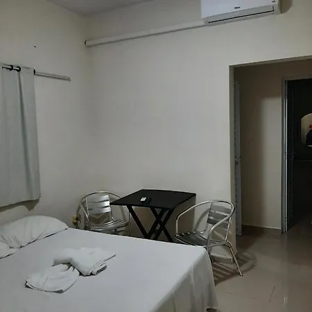 Pousada Praia Cia, Piscina, Centro, Estacionamento, WIFI, Saída até as 16h-2